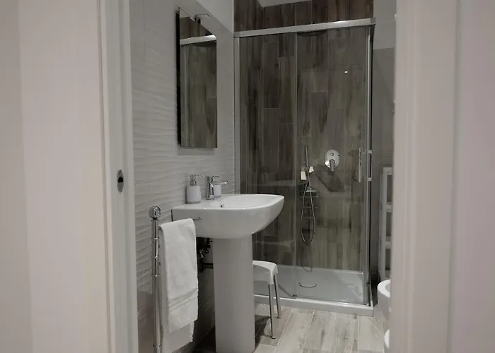 Central Guest House 3* Civitavecchia